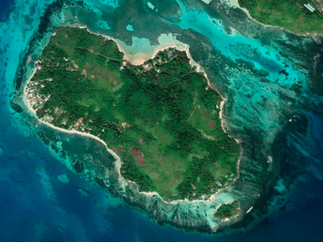 9,700 m² Lot for Tourism Development with 30 Metres of Beach Frontage for Sale on Cerf Island, Seychelles