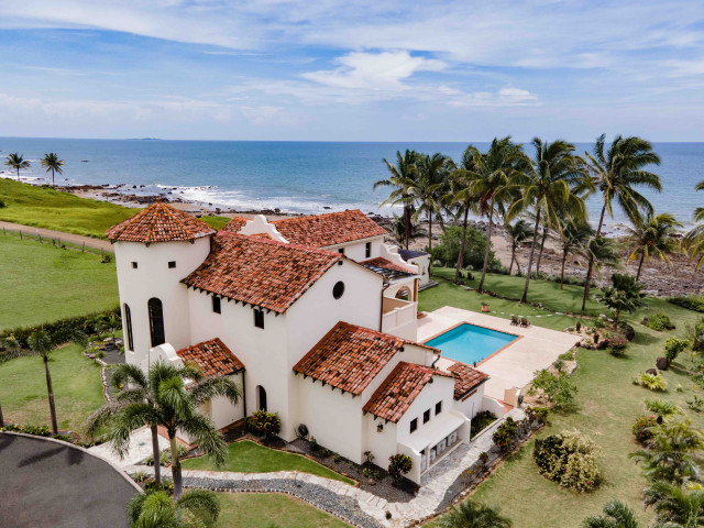 Stunning 4 Bedroom Luxury Spanish Colonial Revival Home for Sale in Pedasí, Panama