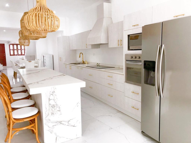 Chic Upgraded 3 Bedroom Colonial Home for Sale in Merida