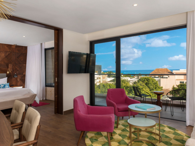Exclusive 1 Bedroom Boutique Hotel Investment in Playa del Carmen (Unit 95)