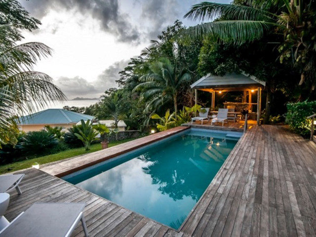 Lush 6 Bedroom Sea View Property Set on Landscaped Tropical Gardens in Mahé, Seychelles