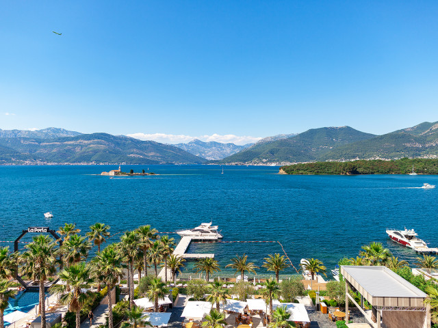 Luxury 2 Bedroom Apartment in Montenegro