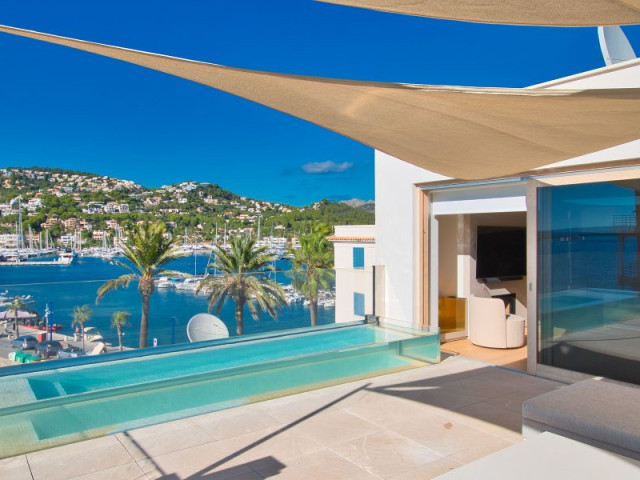 Modern 5 Bedroom Sea View Townhouse in the Centre of Port Andratx