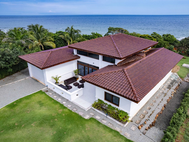 Newly Completed 3 Bedroom Luxury Oceanfront Villa for Sale in Pedasi, Panama