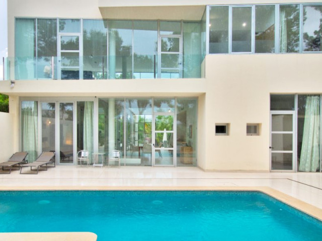 Stylish 4 Bedroom Modern Sea View Villa in Santa Ponsa