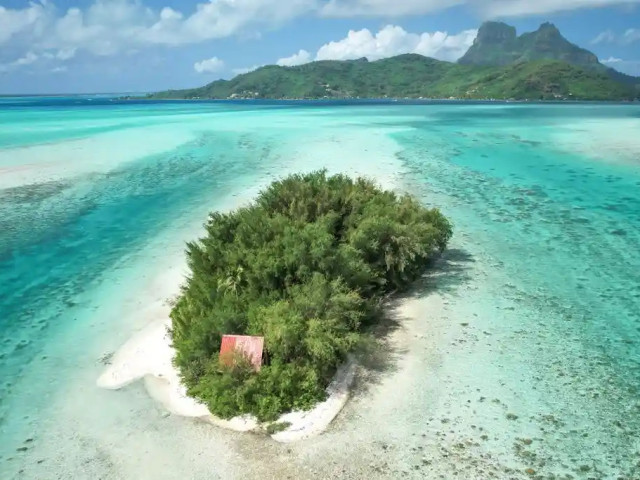 Turnkey 4544 m² Private Island Retreat for Sale in Bora Bora, French Polynesia