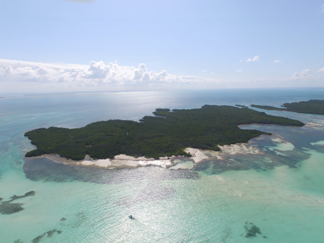 Frenchman's Caye — 200 Acre Private Undeveloped Island for Sale Near Belize City, Belize