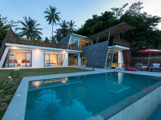 Luxury Boutique Beach Resort & Private Beach Villa