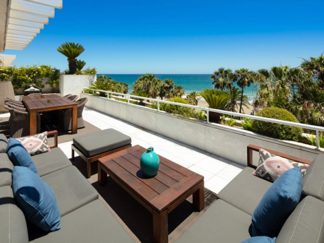 4 Bedroom Luxury Duplex Penthouse in Los Granados