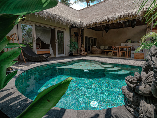 Unique Boutique Island Hotel with 4 Private Villas for Sale on Gili Air, Indonesia