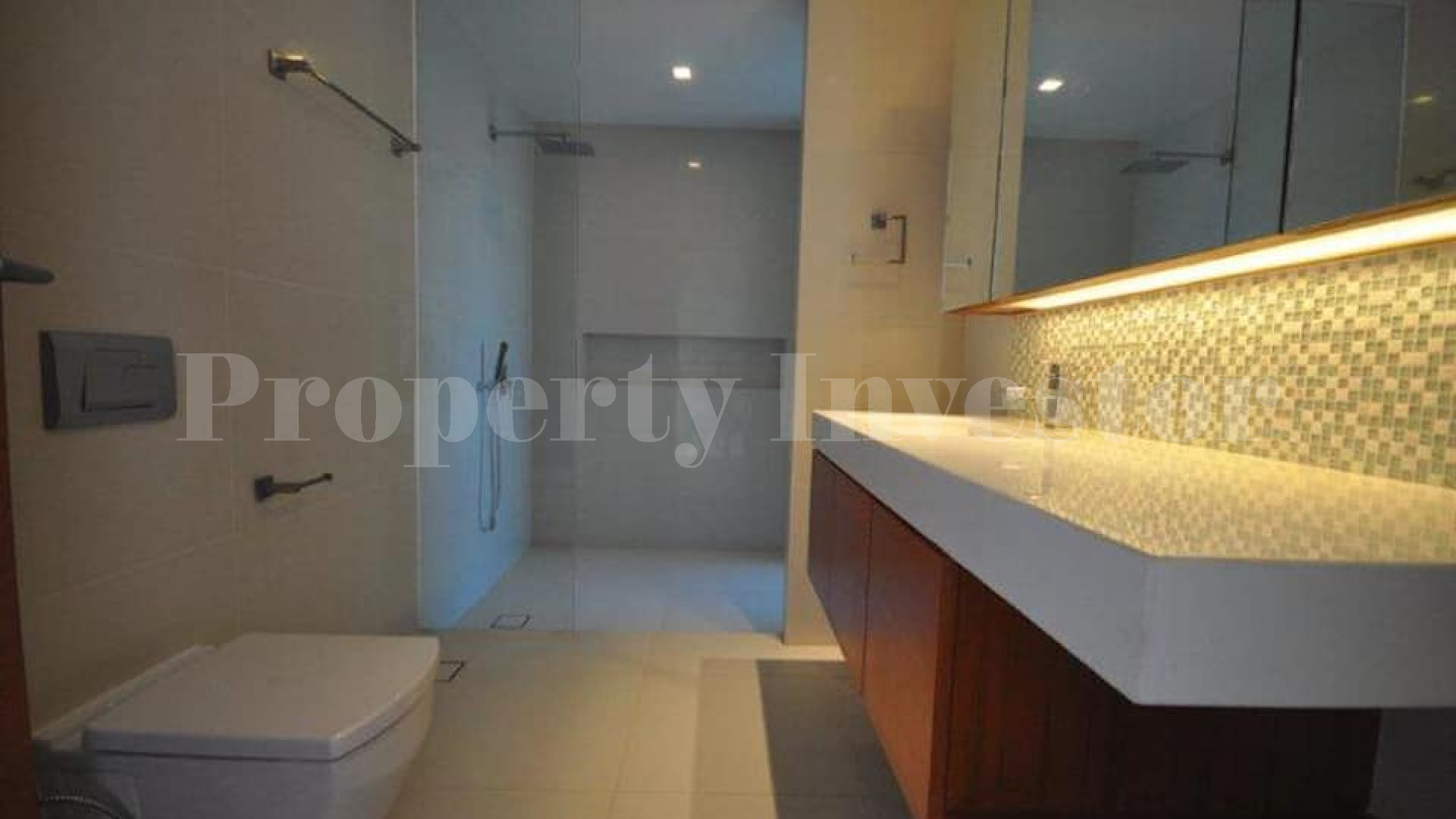 Very Rare Opportunity to Purchase 3 Bedroom Beach House on Patong Beach, Phuket