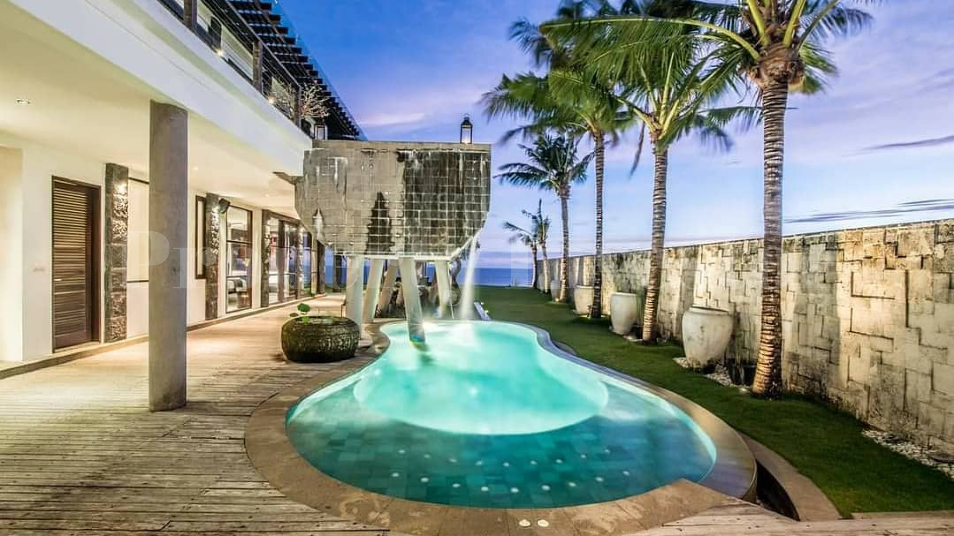 Incredible 3 Bedroom Luxury Clifftop Oceanview Villa with Private Beach Access for Sale in Uluwatu, Bali