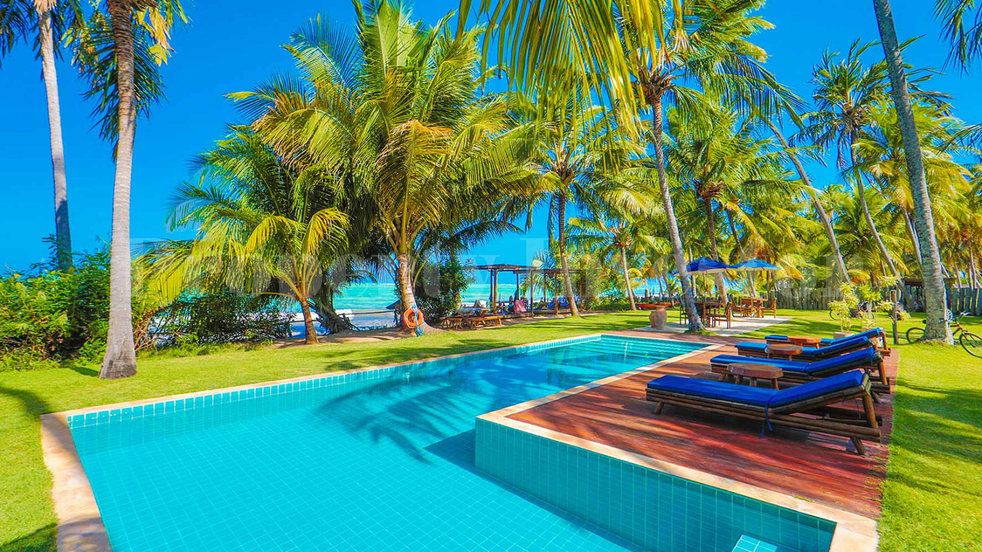 Stunning 8 Chalet Boutique Beachfront Hotel & Gourmet Restaurant Accessible to the Public for Sale in Japaratinga, Brazil