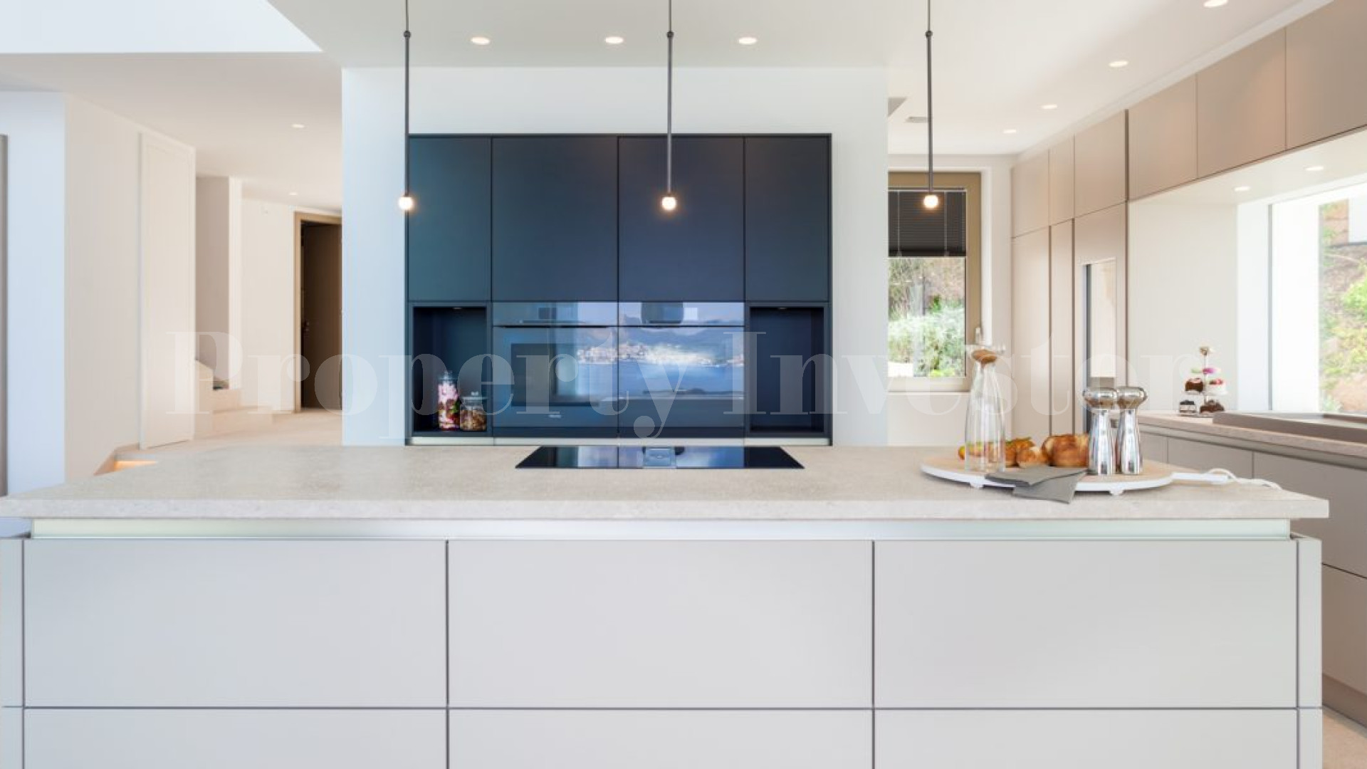 5 Bedroom First Line Sea View Villa in Nova Santa Ponsa