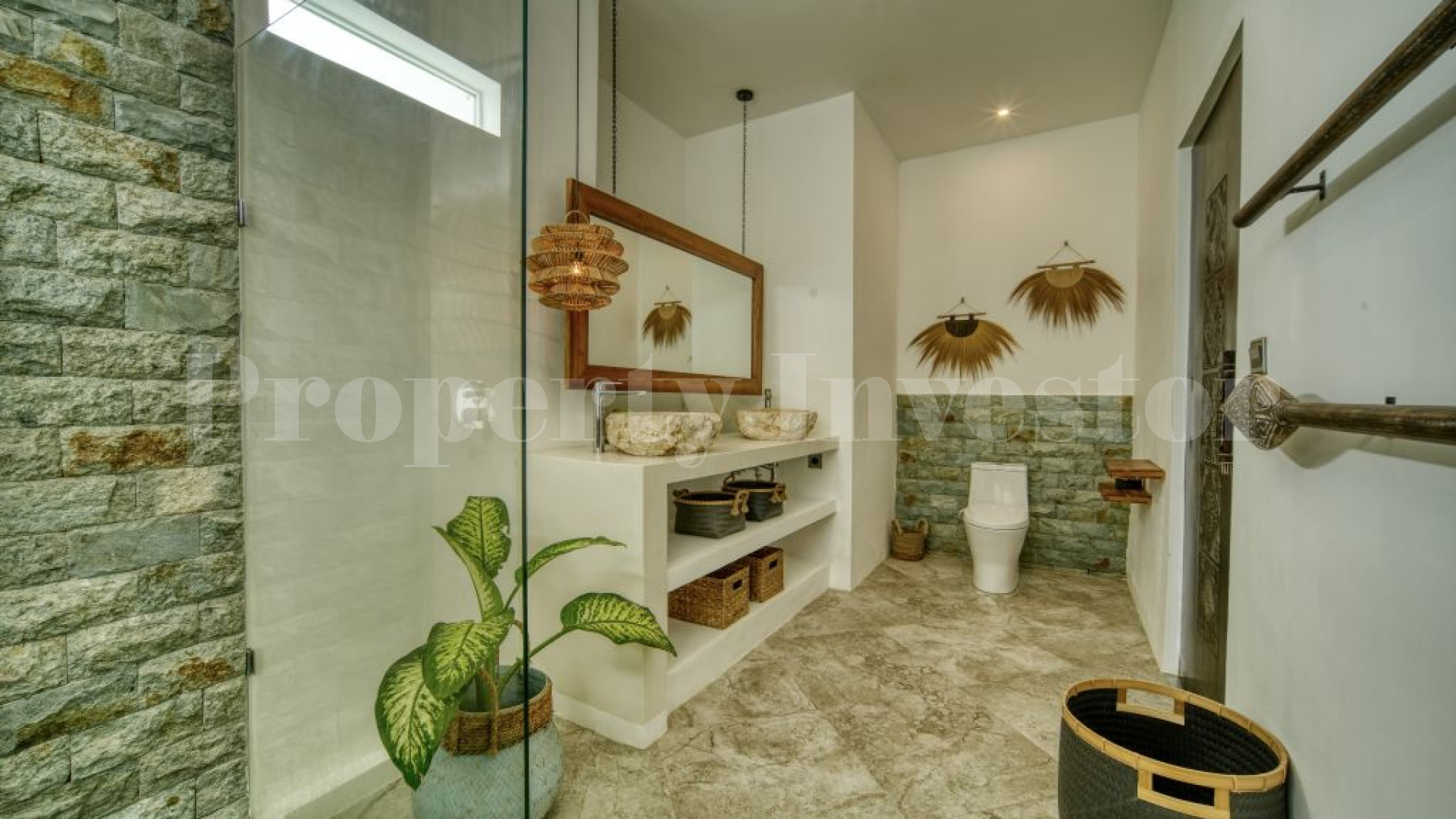 Stylish 2 Bedroom Luxury Beachside Villa for Sale in Canggu Pererenan, Bali