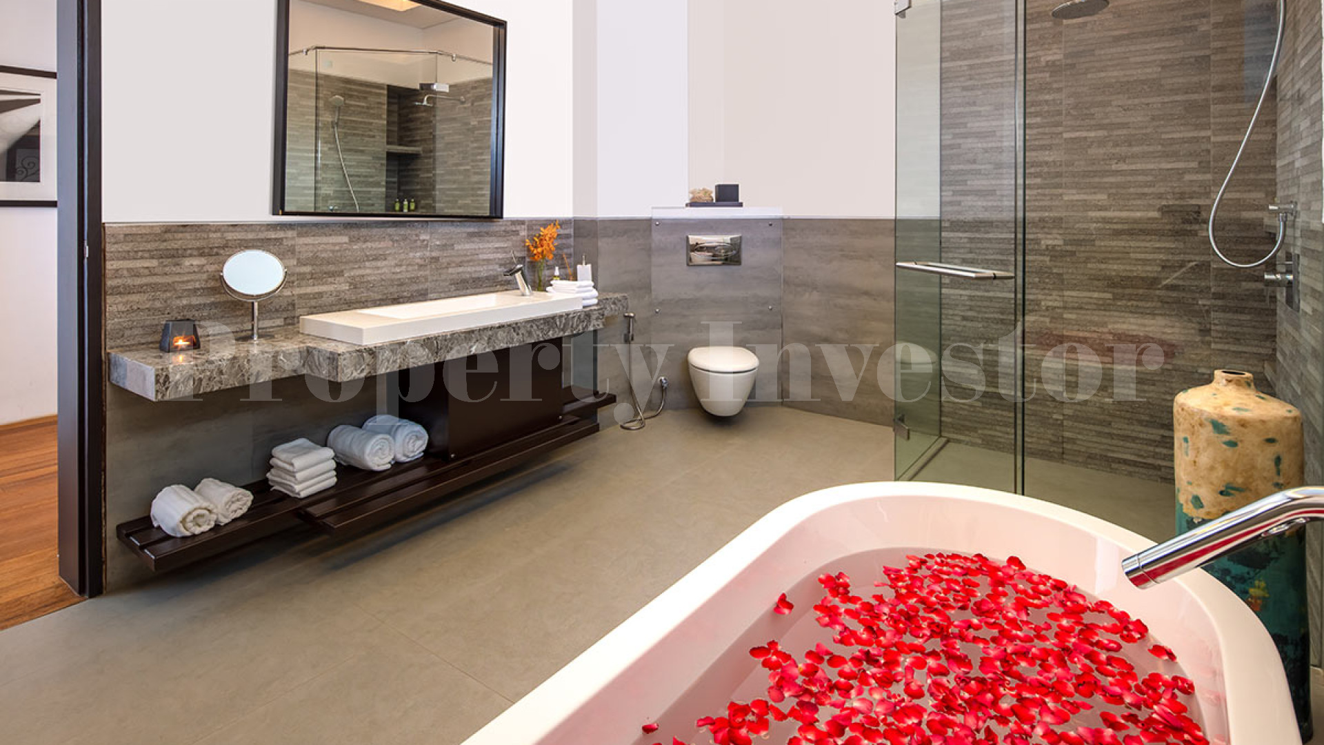 Palatial 10 Bedroom Ultra Luxury Beachfront Villa for Sale in Cape Yamu, Phuket