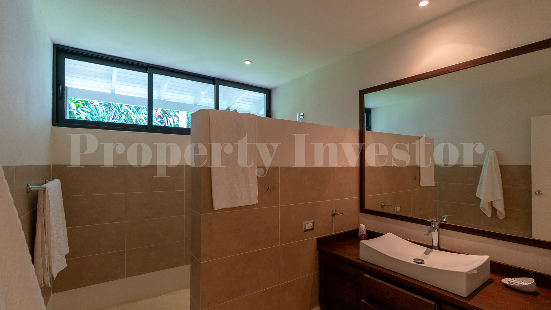 Modern 4 Bedroom Pool Villa for Sale in Playa Bonita, Dominican Republic