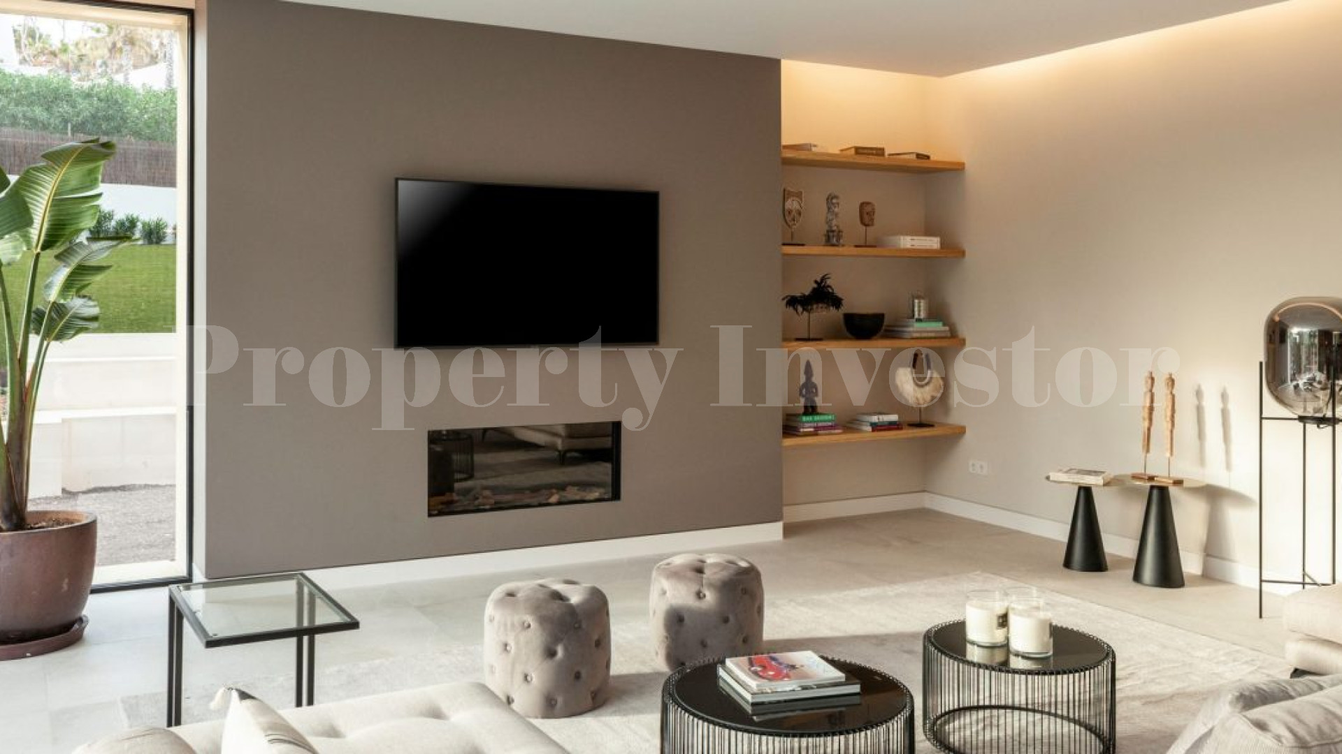 Modern 4 Bedroom Luxury Villa in Popular Residential Area of Santa Ponsa