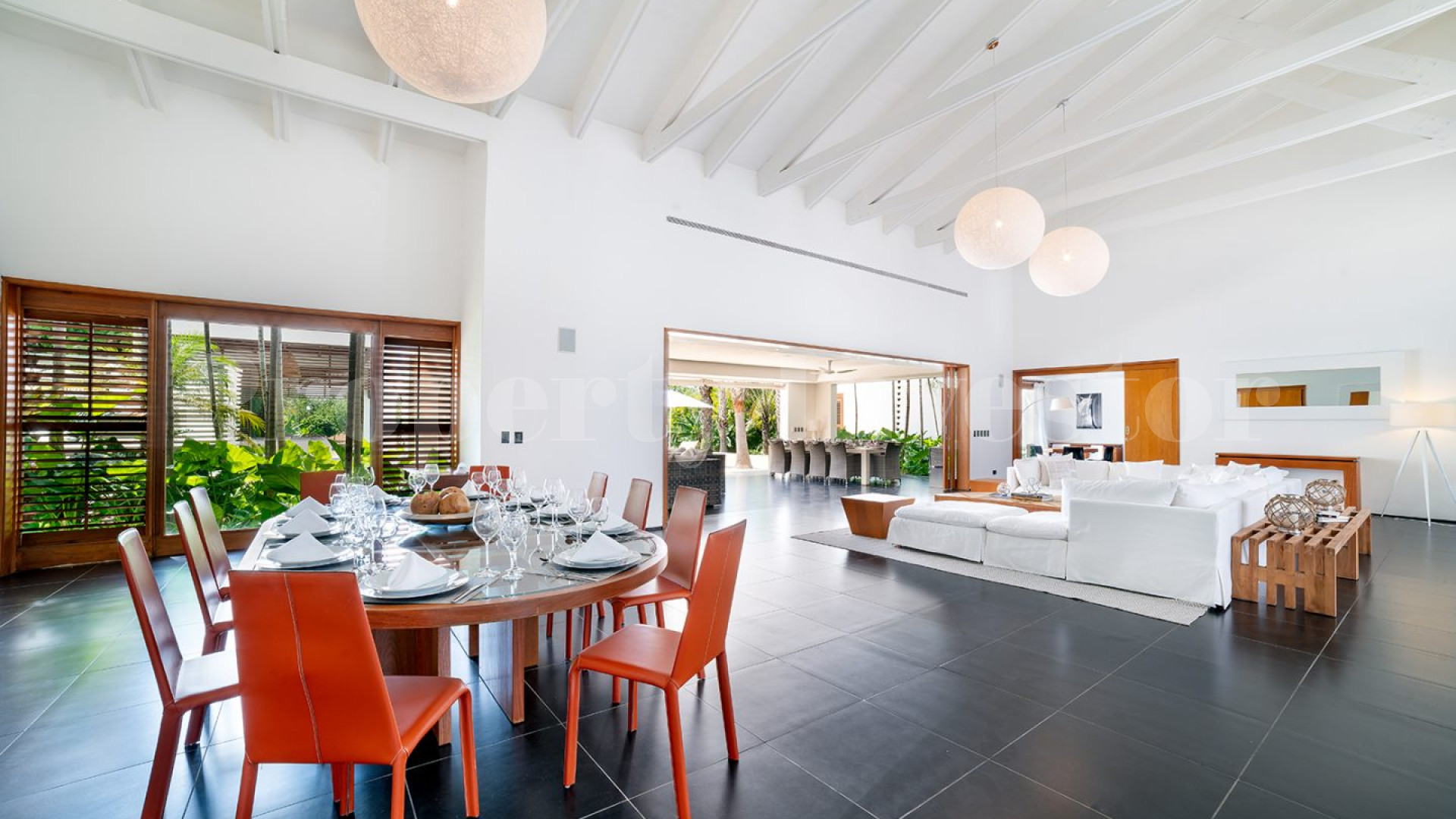 Modern 4 Bedroom Luxury Golf Villa for Sale in La Romana, Dominican Republic