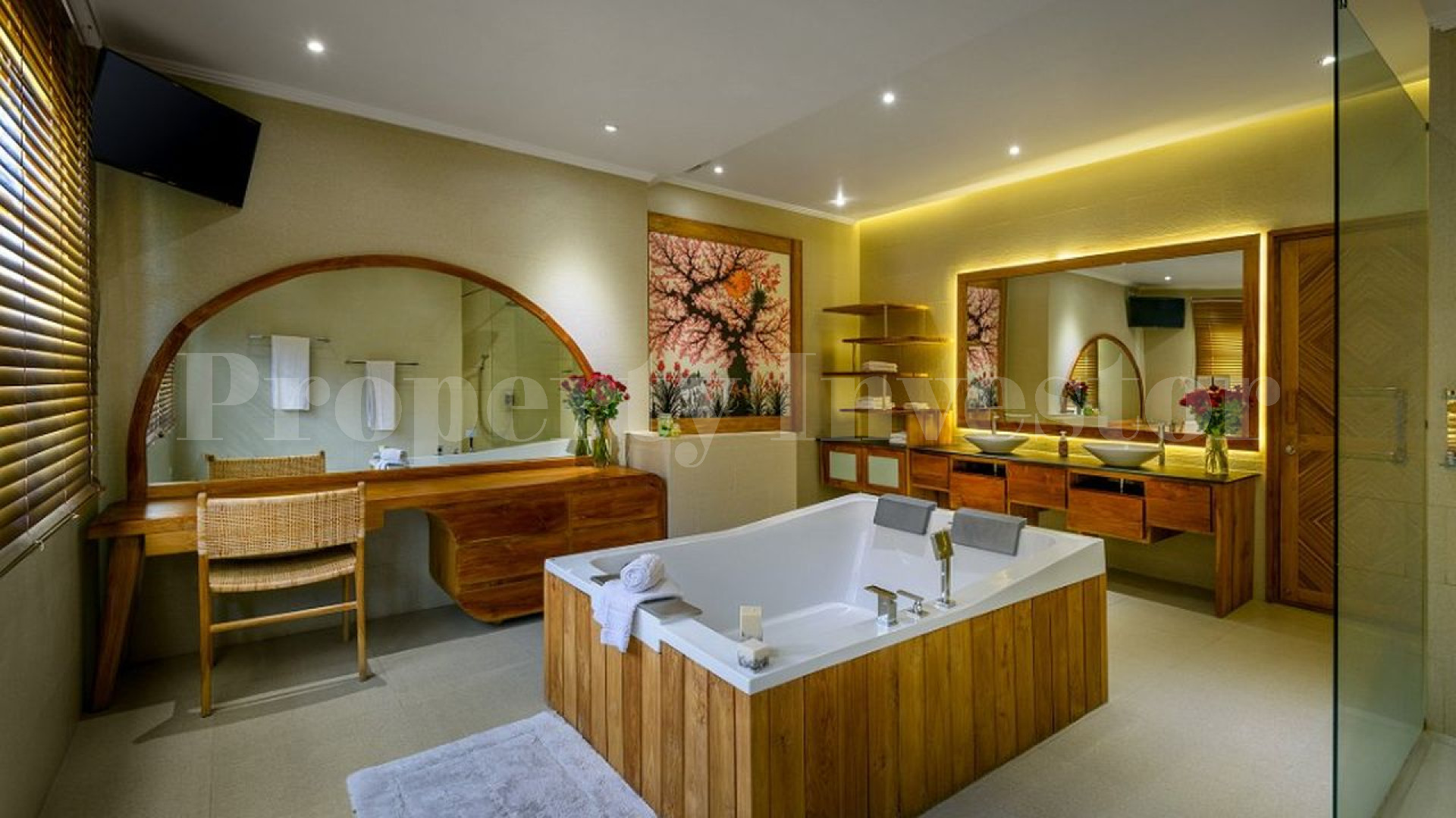 Prestigious 4 Bedroom Luxury Designer Villa for Sale in Umalas, Bali