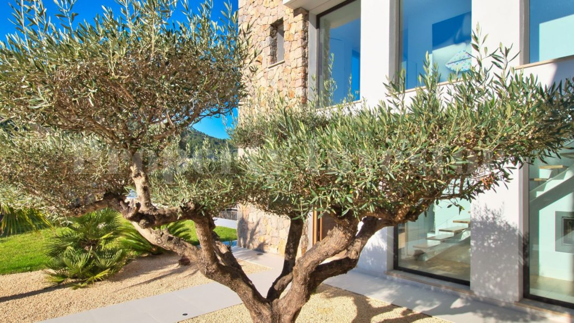 4 Bedroom Luxury Villa in Es Capdella, Mallorca