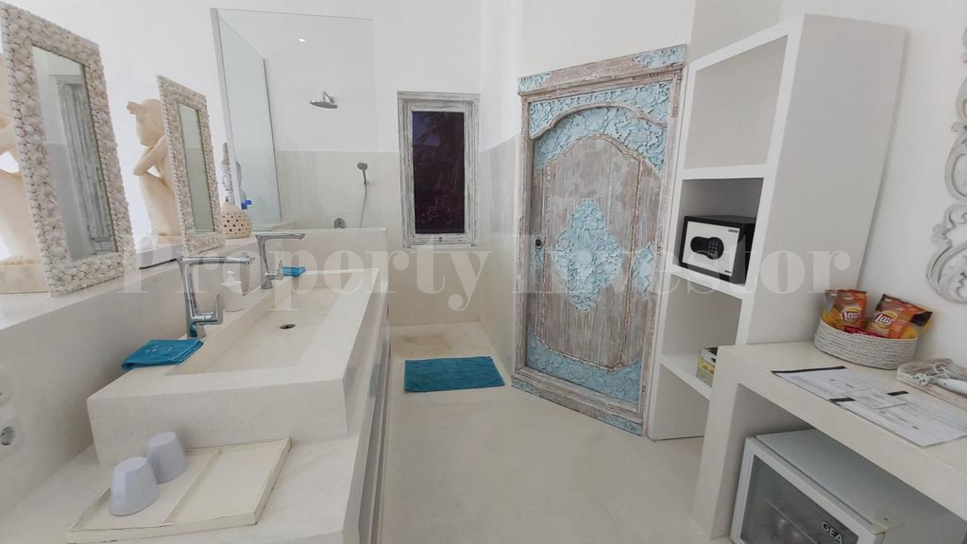 Popular 9 Bedroom Villa (Boutique Hotel) for Sale in Gili Trawangan, Indonesia