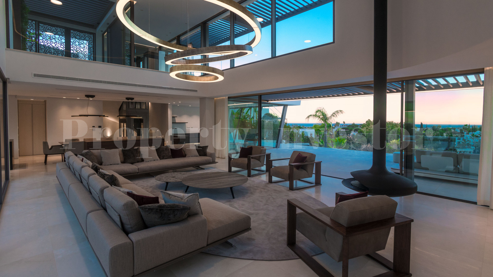 Фантастическая роскошная дизайнерская вилла на 6 спален идеальна для отдыха и развлечений в Бенаавис, Испания