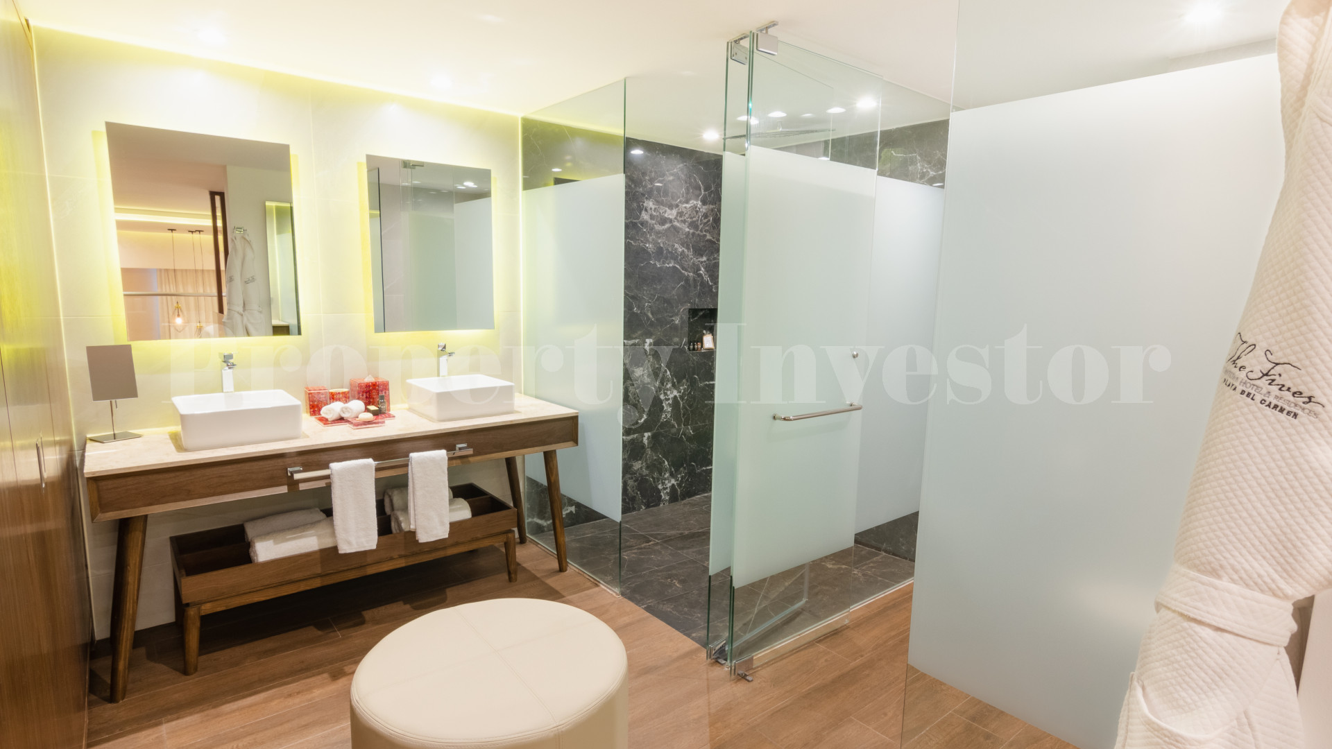 Exclusive 1 Bedroom Boutique Hotel Investment in Playa del Carmen (Unit 397)