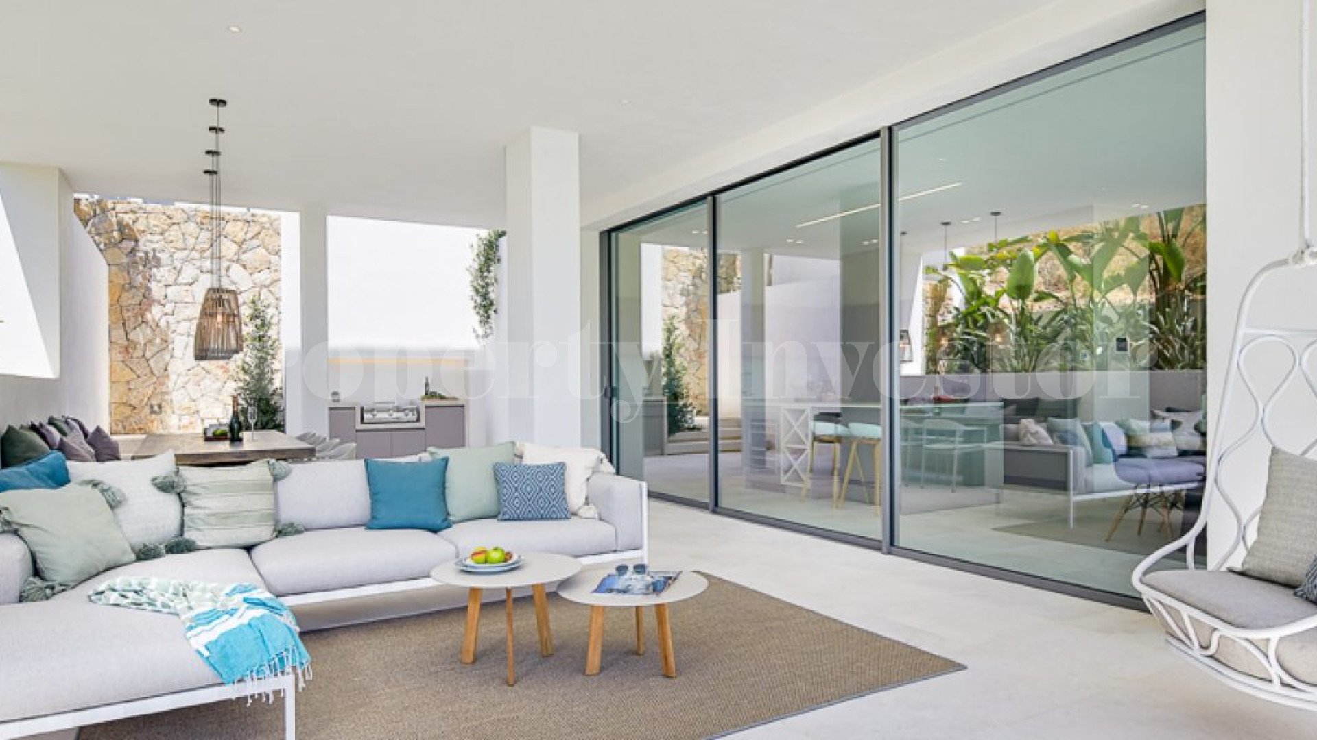 Modern New Build 5 Bedroom Villa with Fantastic Landscape Views in Calvia