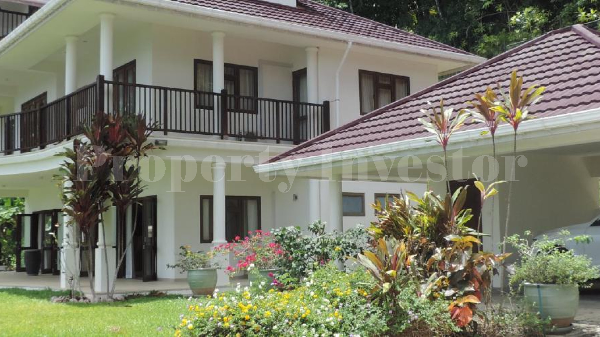 A Grand 5 Bedroom Seaview Villa with Expansive Lot for Sale in Mahé, Seychelles