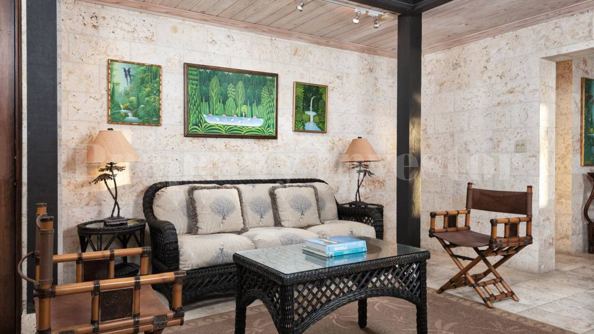 Incredible 6 Bedroom Luxury Oceanview Villa with Private Beach Access for Sale in Sapodilla Bay, Turks & Caicos