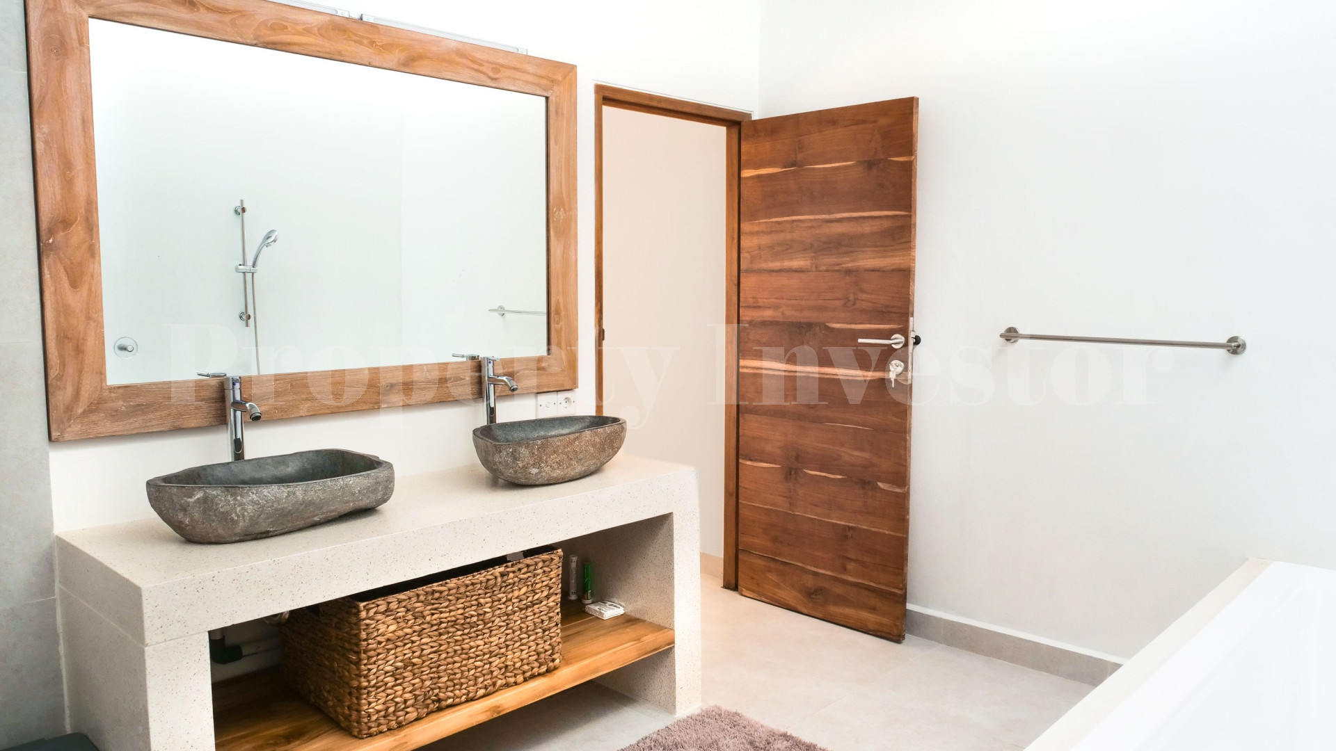 Brand New 3 Bedroom Luxury Contemporary Villa for Sale in Canggu-Padonan, Bali