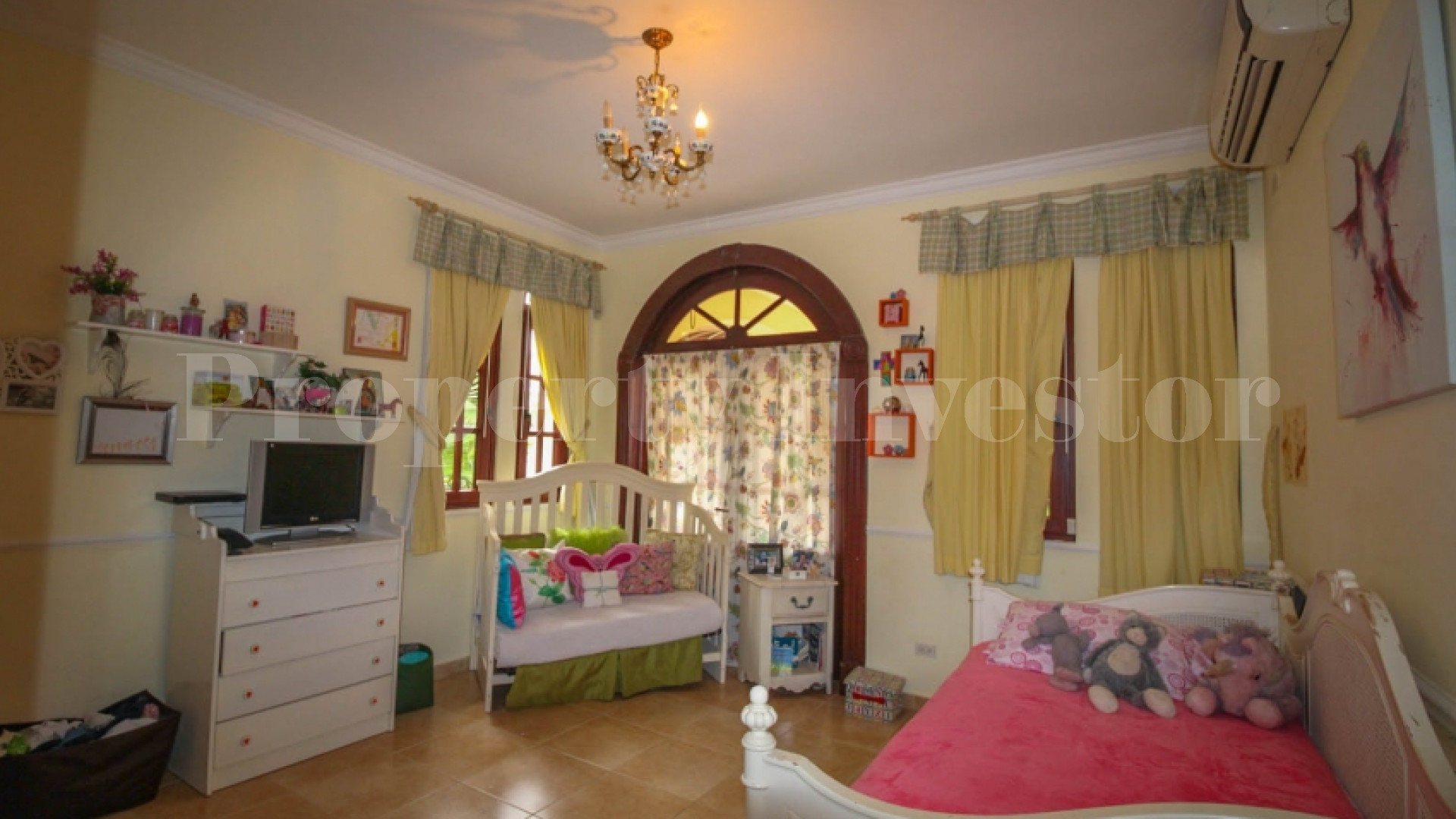 Вилла на 7 спален в традиционном стиле хасиенды в Коста-дель-Эсте, Панама Сити