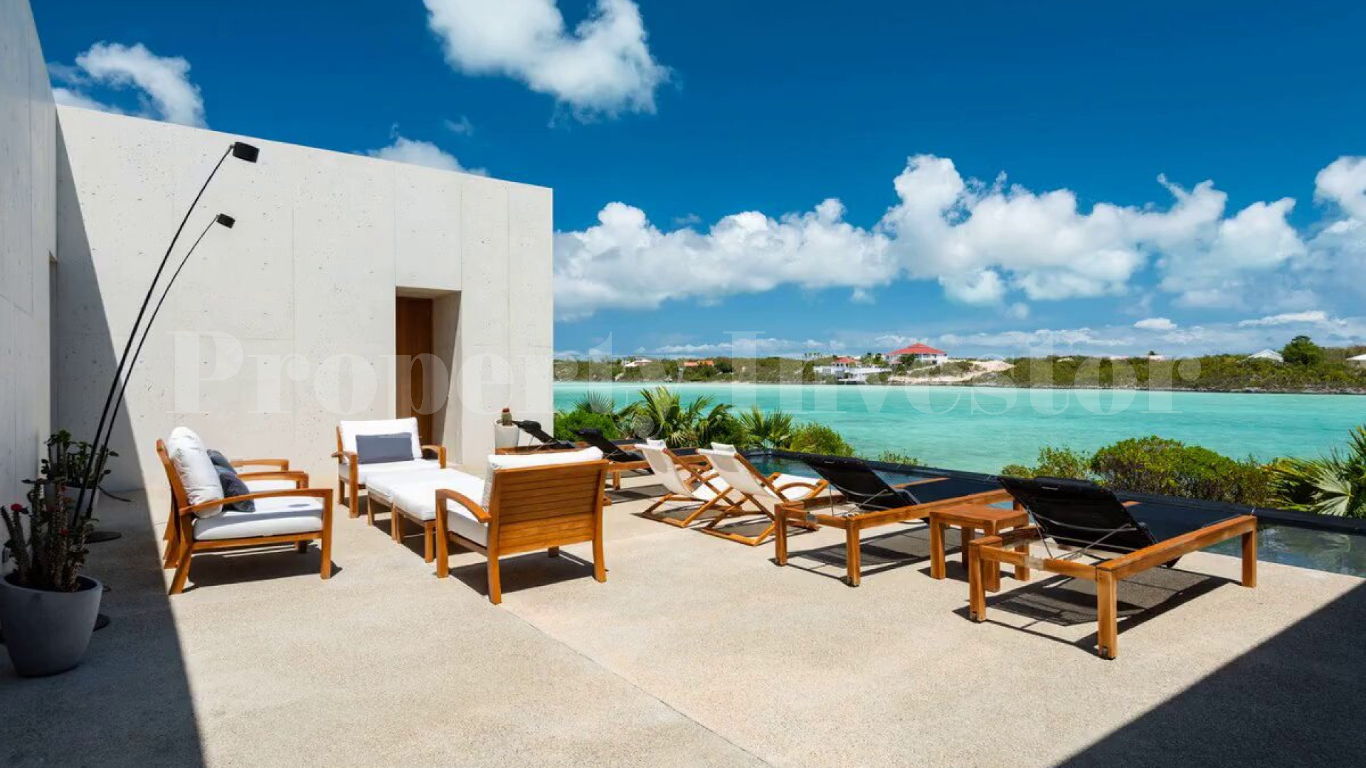 3 Bedroom Luxury Waterfront Designer Villa for Sale in Silly Creek, Providenciales, Turks & Caicos