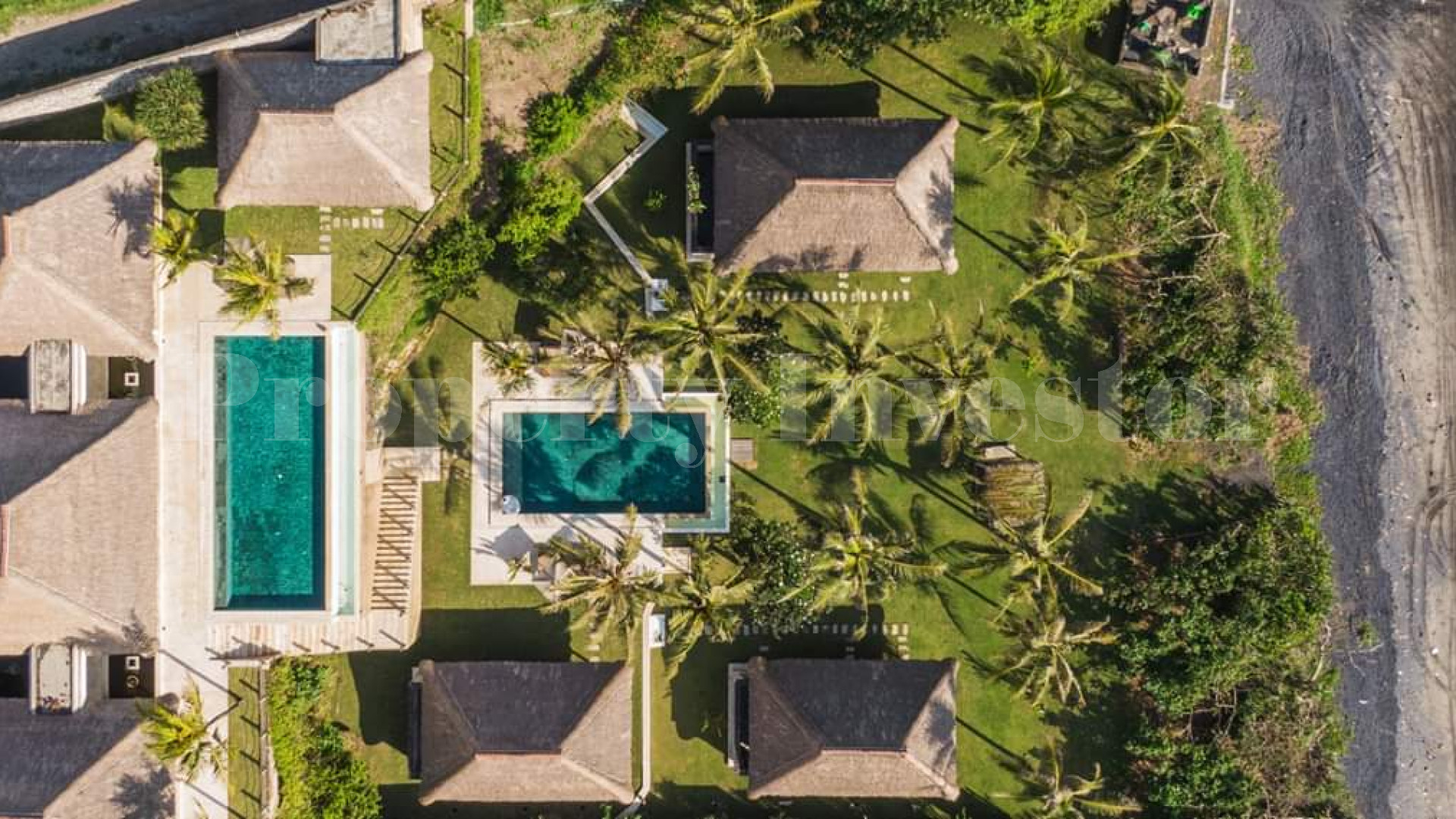 Chic Commercial Beachfront Estate with 4 Luxury Residences (17 Bedrooms) and Spacious Gardens & Pools in Tabanan, Bali