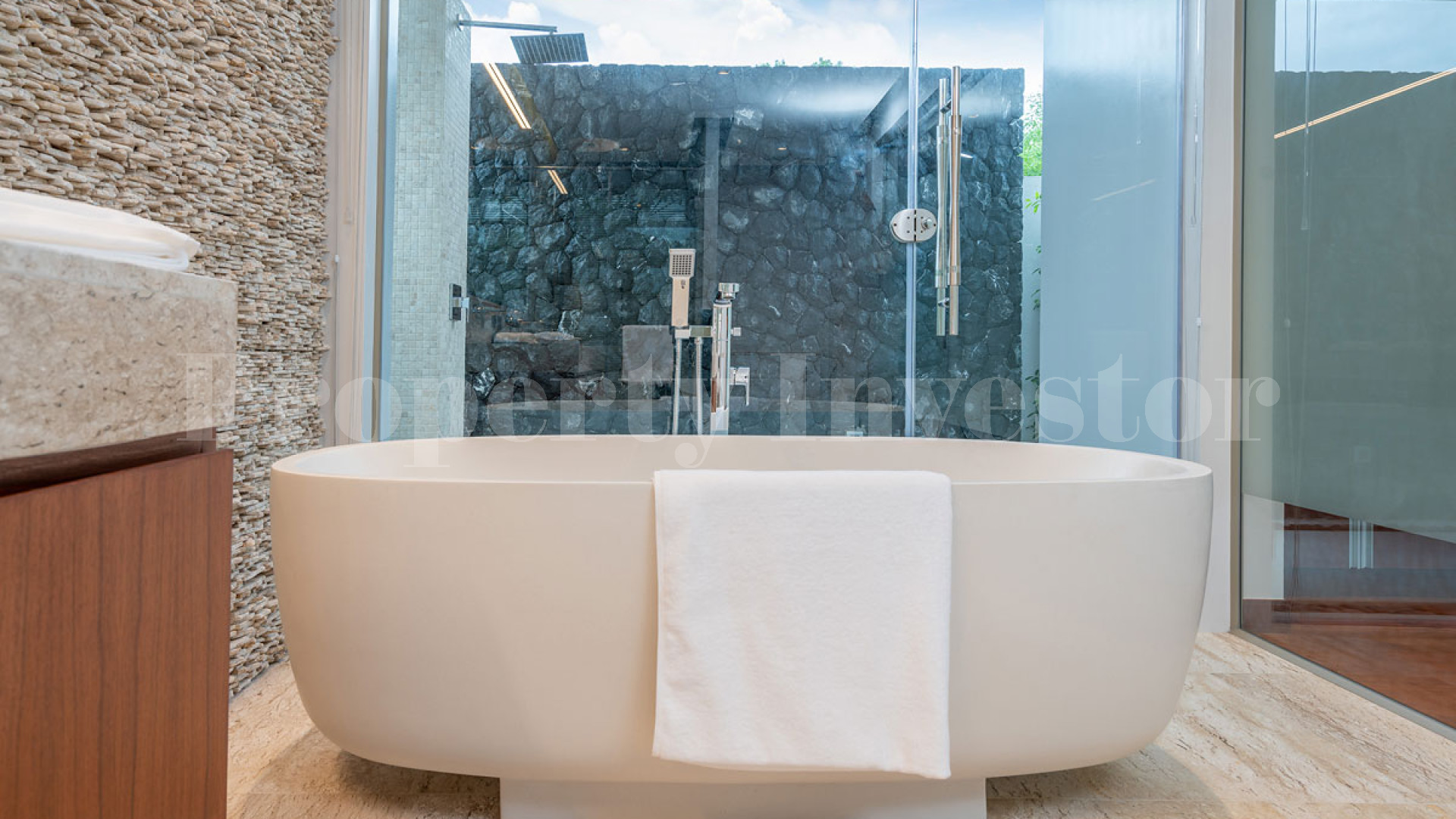 Fantastic 4 Bedroom Luxury Beach Villa for Sale in Phuket