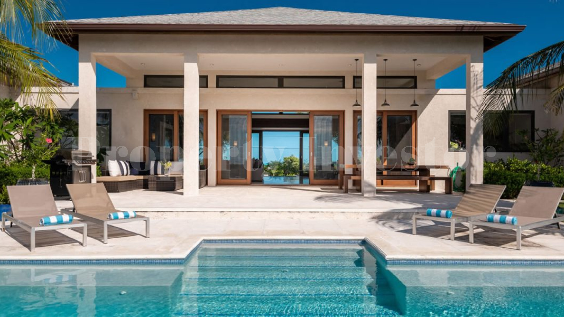 Уникальная вилла с 4 спальнями с видом на океан и панорамным видом на 360 градусов в Тёркс и Кайкос