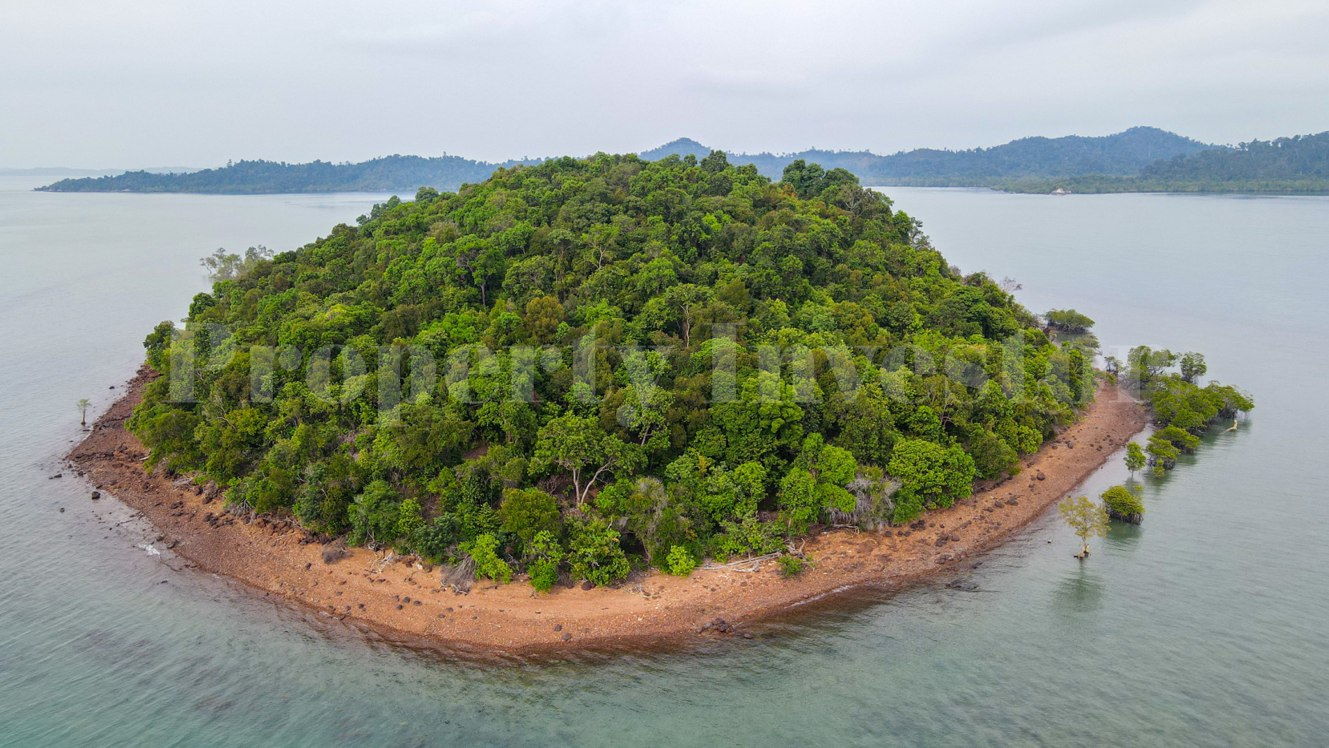 Продается дикий остров 12,5 га в Сингапурском проливе, Индонезия