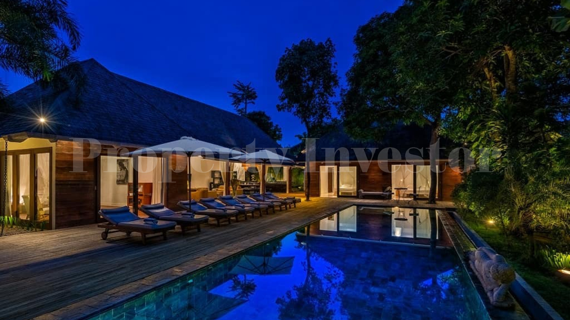 Lavish 4 Bedroom Contemporary Estate for Sale in Upscale Umalas, Bali