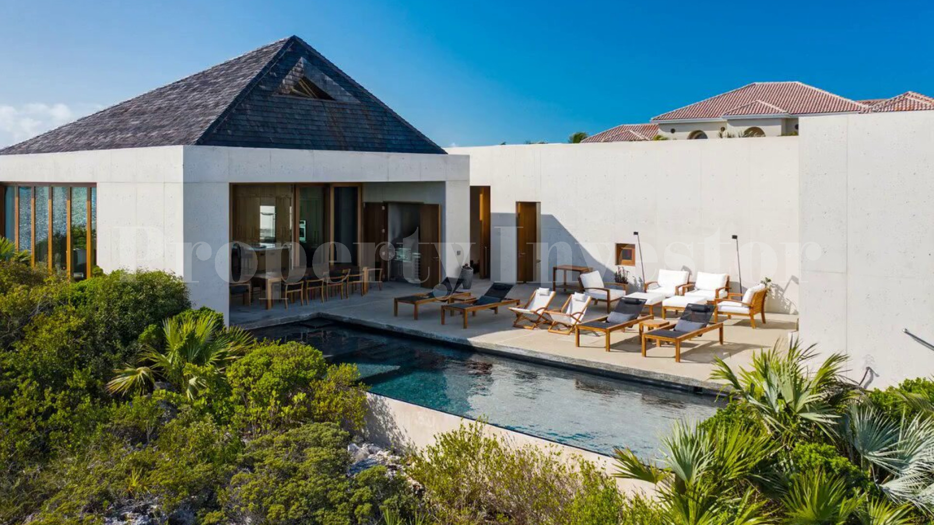 3 Bedroom Luxury Waterfront Designer Villa for Sale in Silly Creek, Providenciales, Turks & Caicos