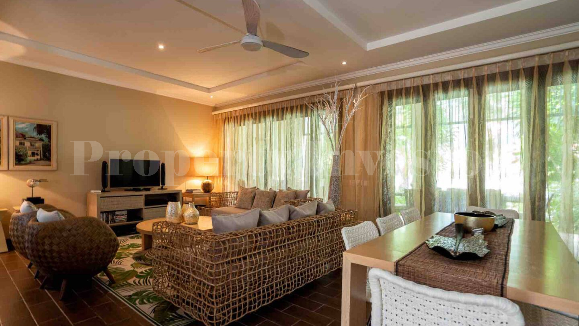 Lovely 3 Bedroom Custom Furnished Luxury Maison for Sale on Eden Island, Seychelles