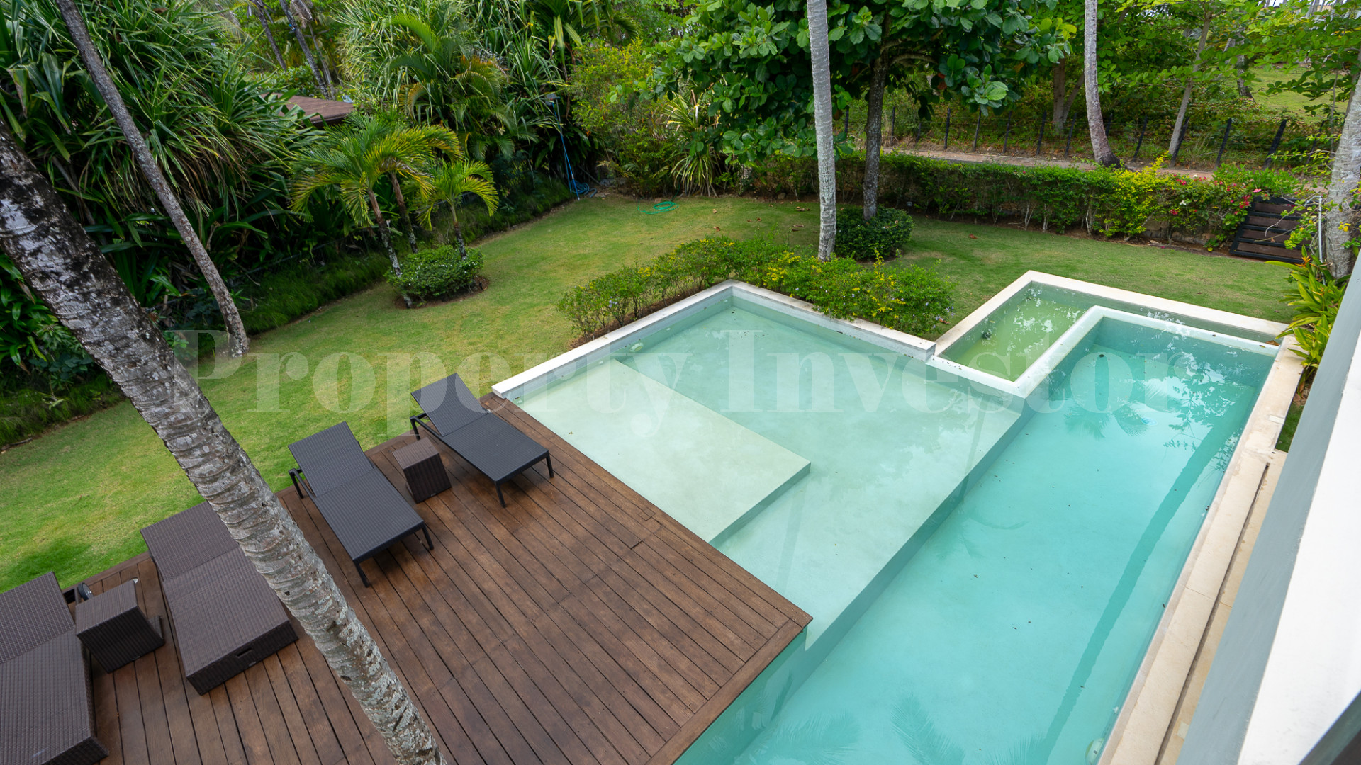 Modern 4 Bedroom Pool Villa for Sale in Playa Bonita, Dominican Republic