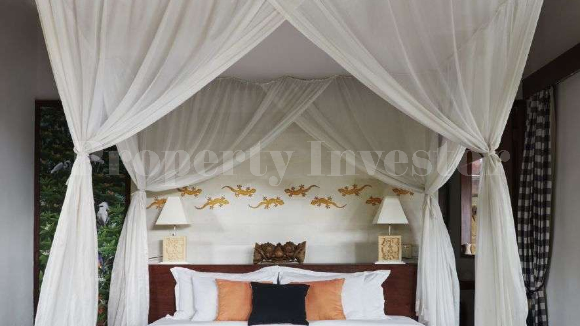 Elegant 4 Bedroom Traditional Balinese Style Luxury Villa for Sale in North Ubud, Bali