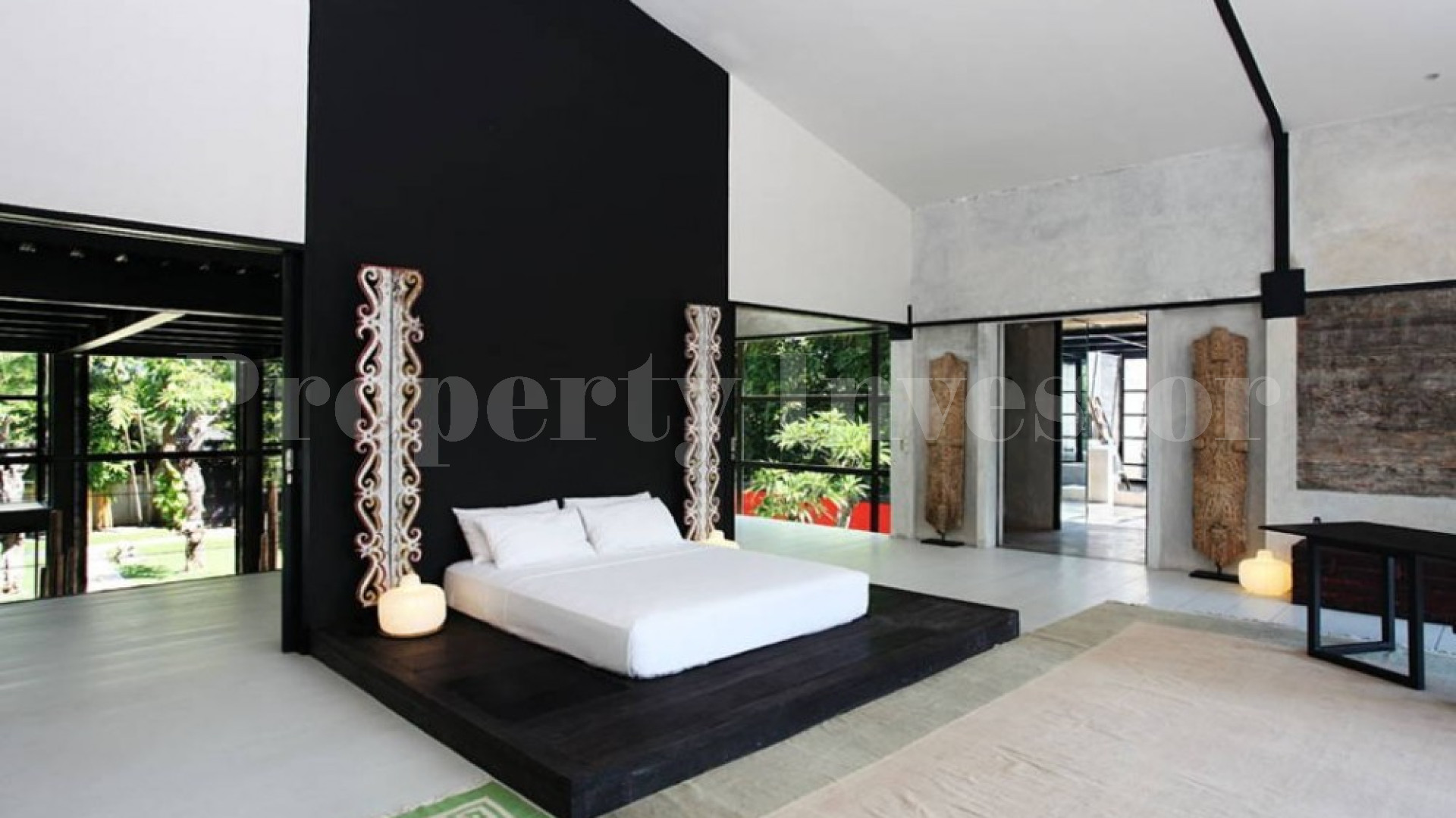 Ultra Modern 5 Bedroom Villa in the Heart of Seminyak