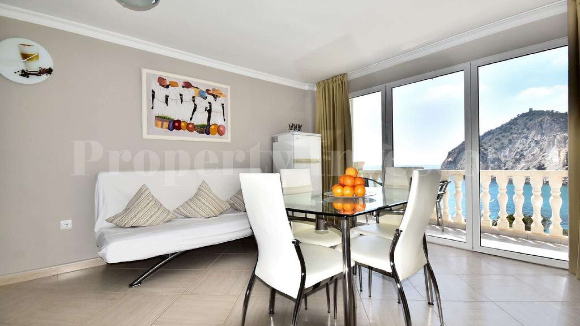 Стильный апарт-отель на 11 номеров с изумительным панорамным видом на море в Бенидорме, Испания