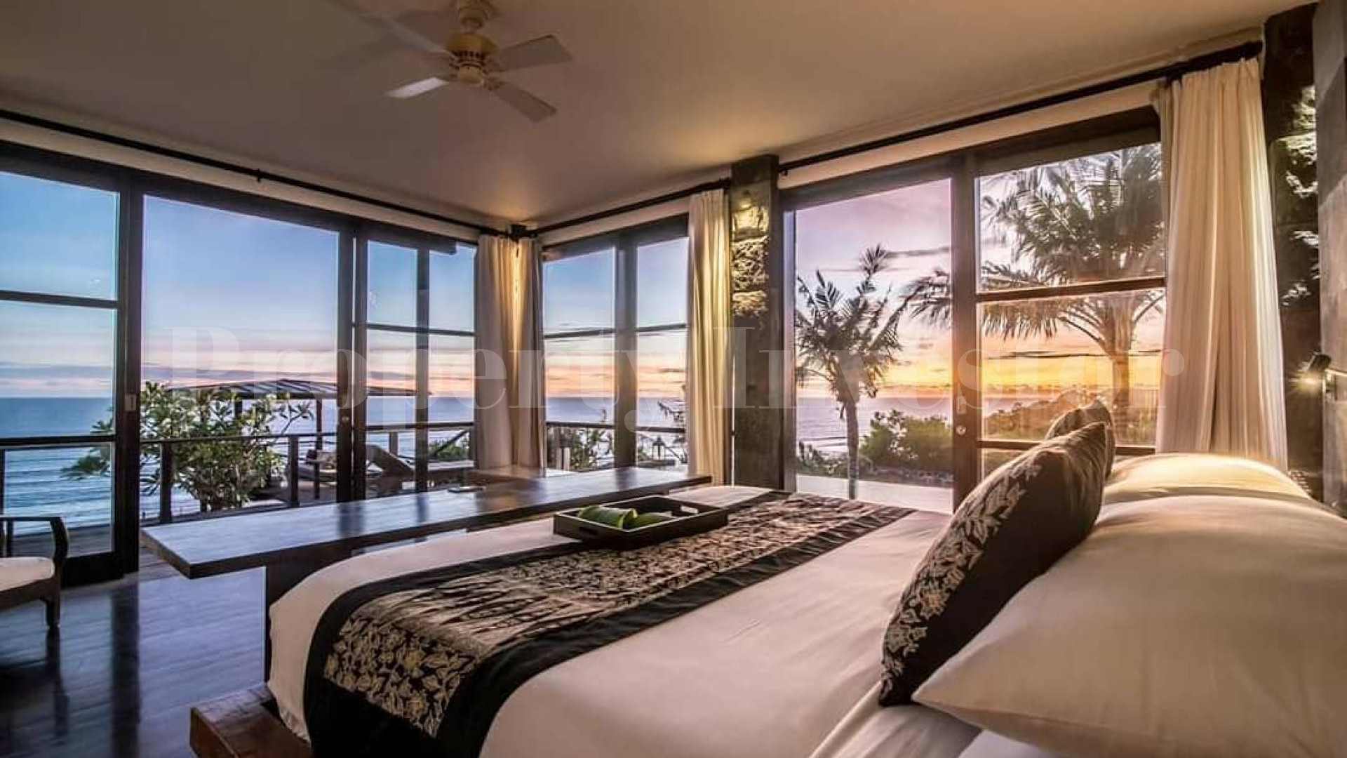 Incredible 3 Bedroom Luxury Clifftop Oceanview Villa with Private Beach Access for Sale in Uluwatu, Bali