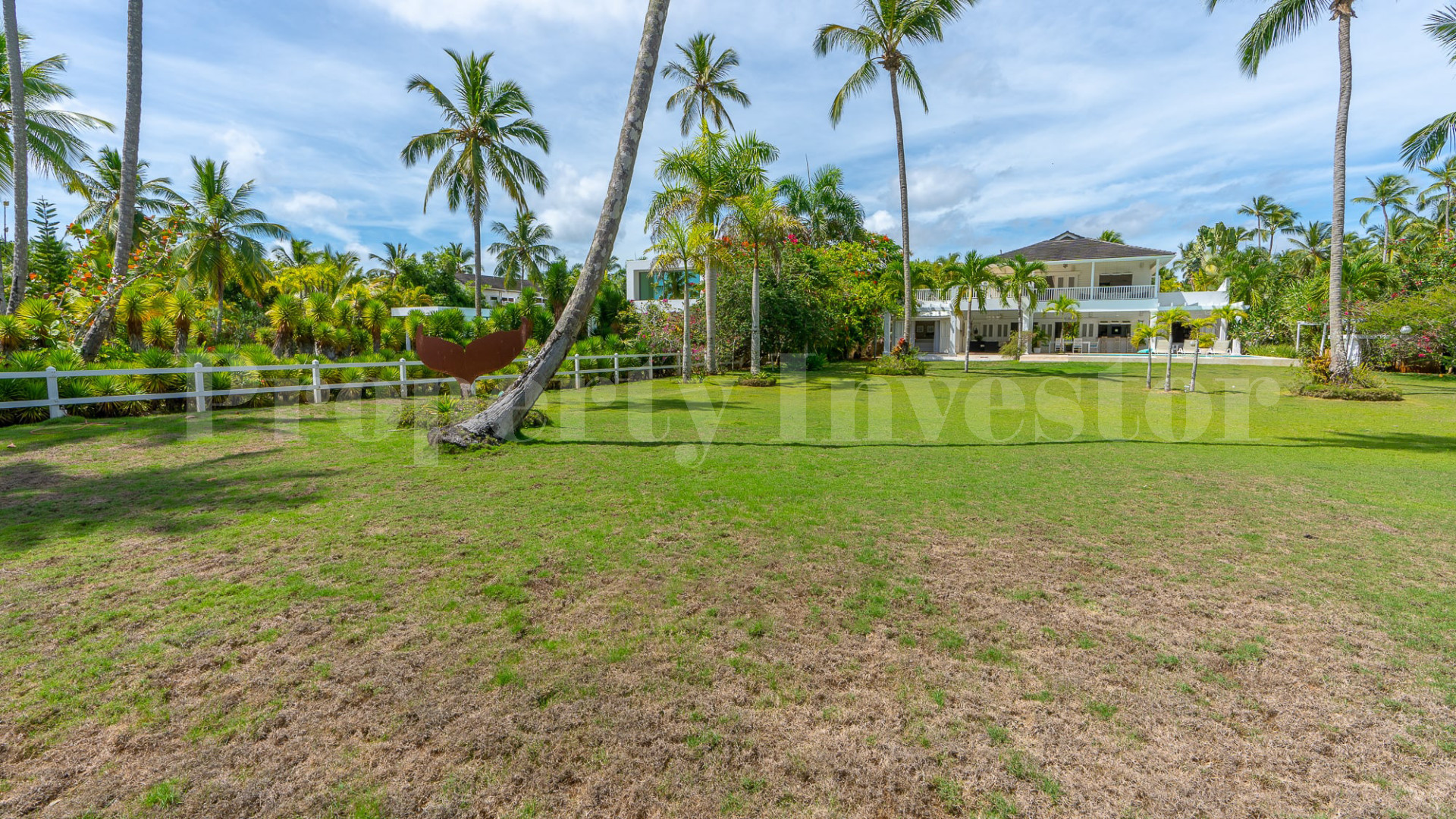 Magnificent 5 Bedroom Private Colonial Style Beachfront Villa for Sale in La Esperanza, Las Terrenas