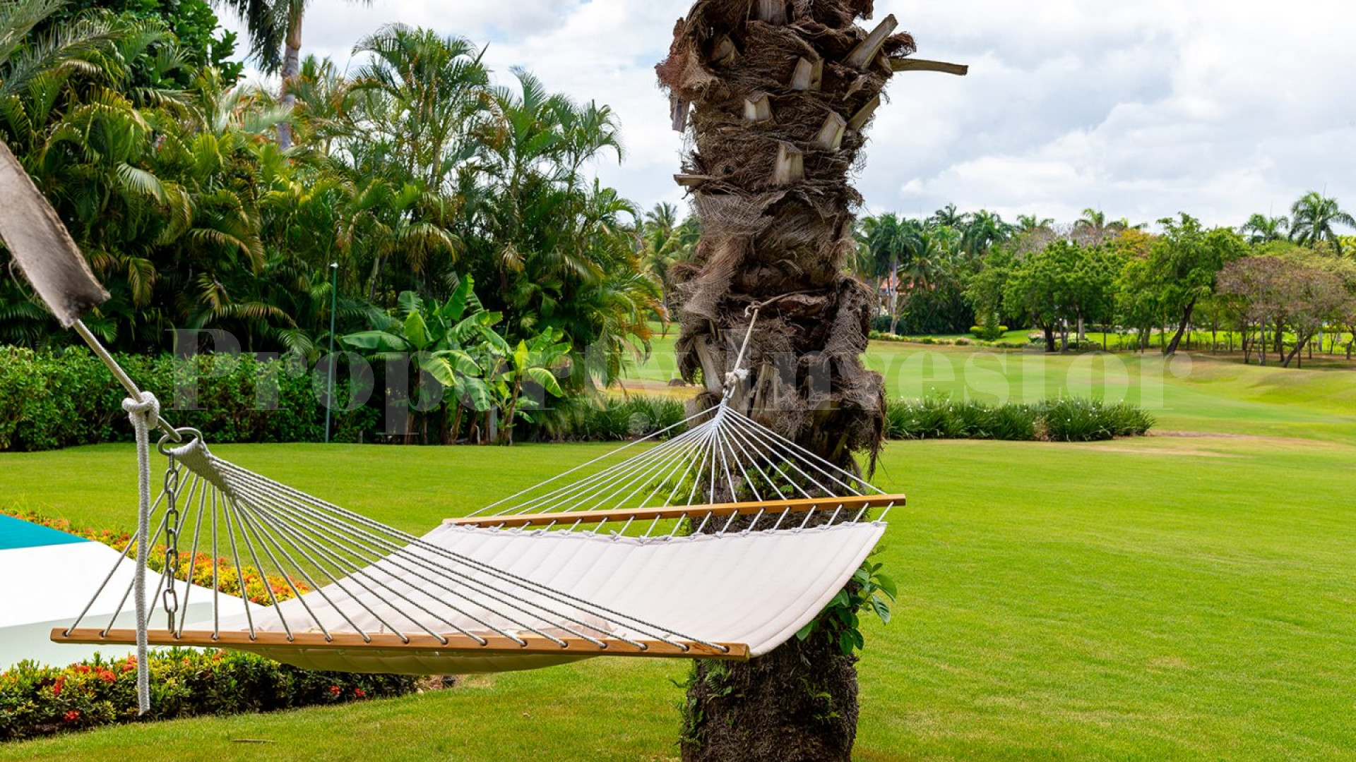 Modern 4 Bedroom Luxury Golf Villa for Sale in La Romana, Dominican Republic