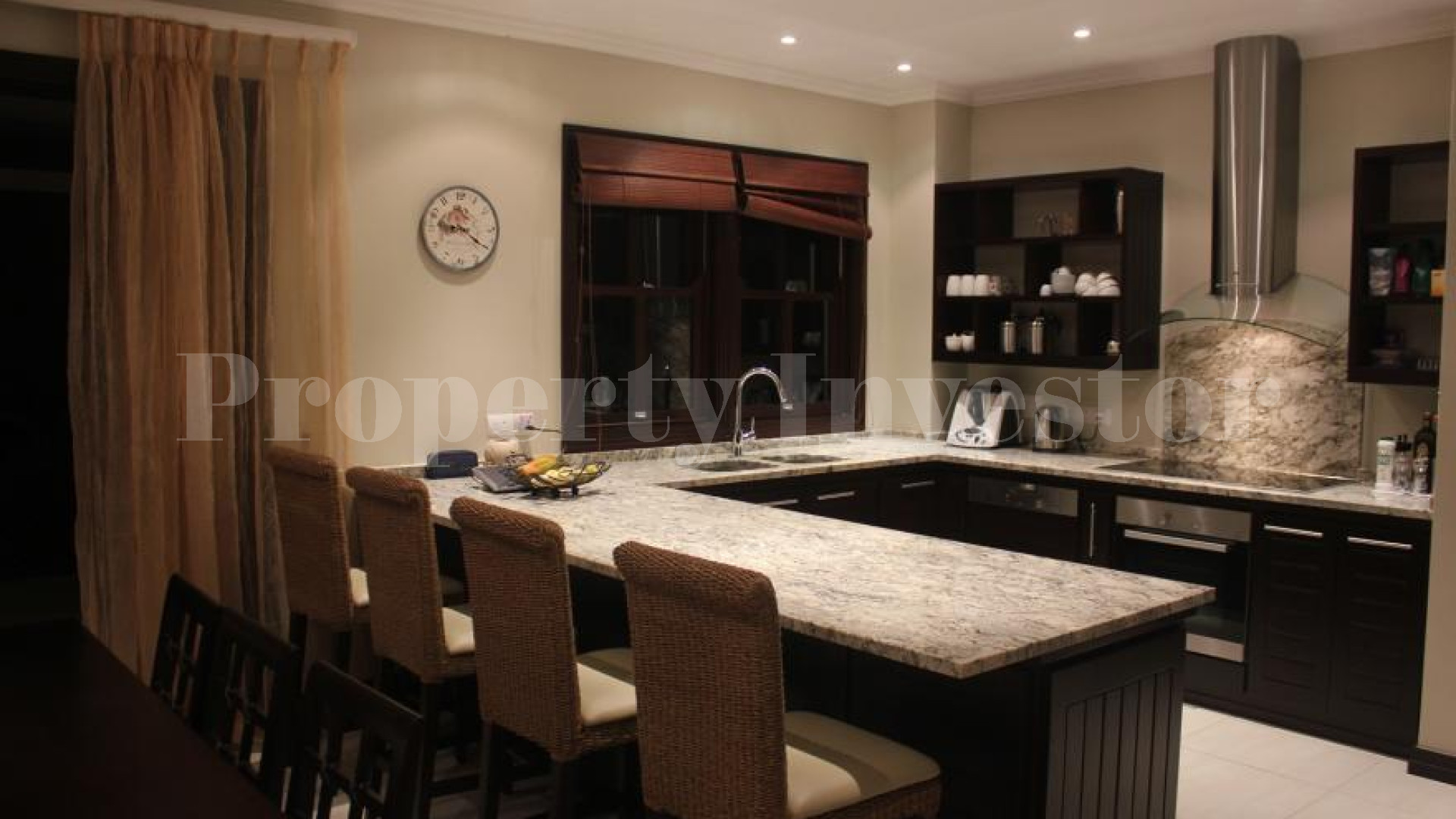 Perfectly Located 4 Bedroom Maison with Amazing Panoramic Views for Sale on Eden Island, Seychelles