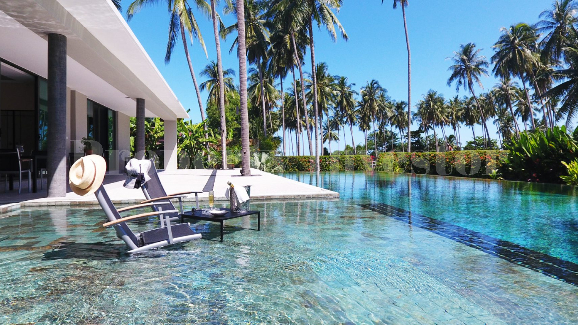 5 Bedroom Private Luxury Pool Villa for Sale in Lipa Noi, Koh Samui